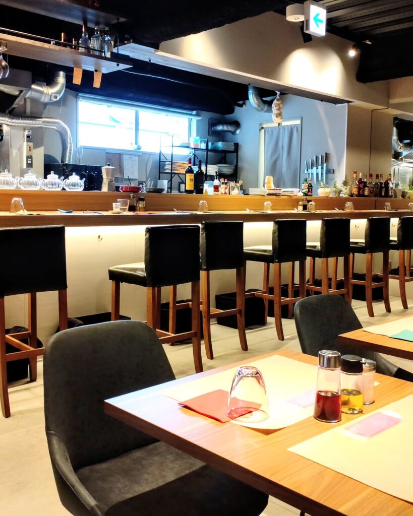 da NODO（ダ・ノード）の店内の席