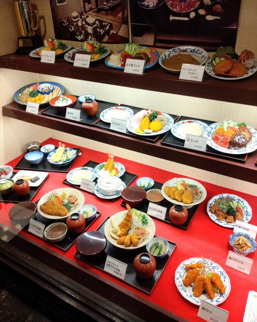 おおたや 夷川店の商品ディスプレイ