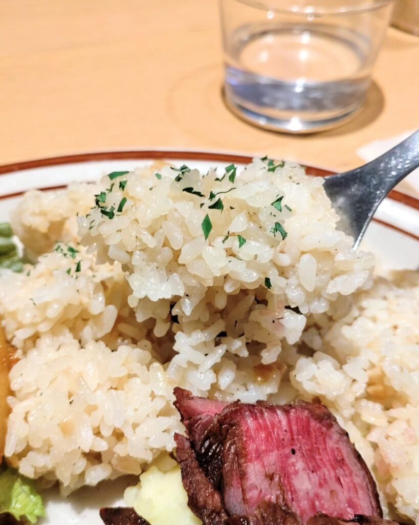 Common Well（コモンウェル）のガーリックライス