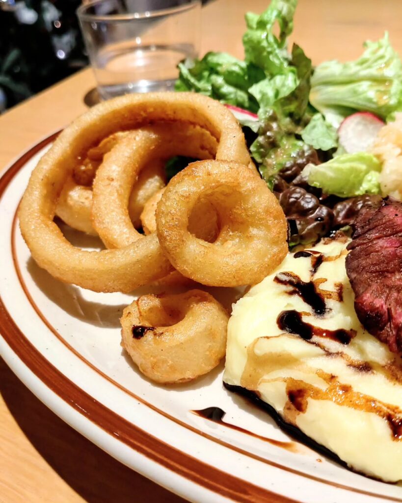 Common Well（コモンウェル）のオニオンフライ