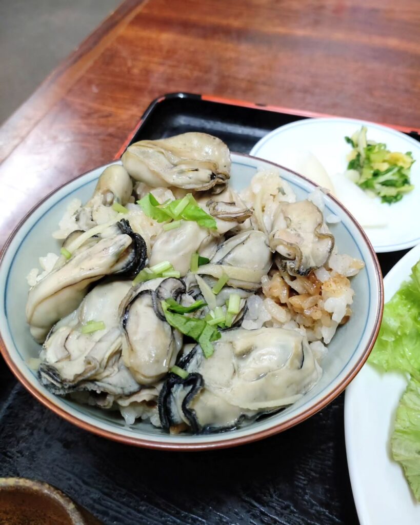 お食事処 わたつねの牡蠣ごはん
