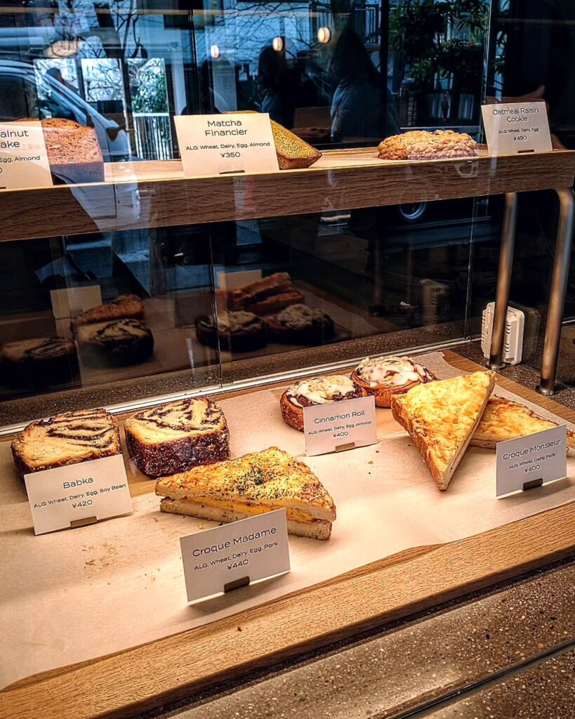 flow by nozy coffee（フロウ バイ ノージーコーヒー）のパン