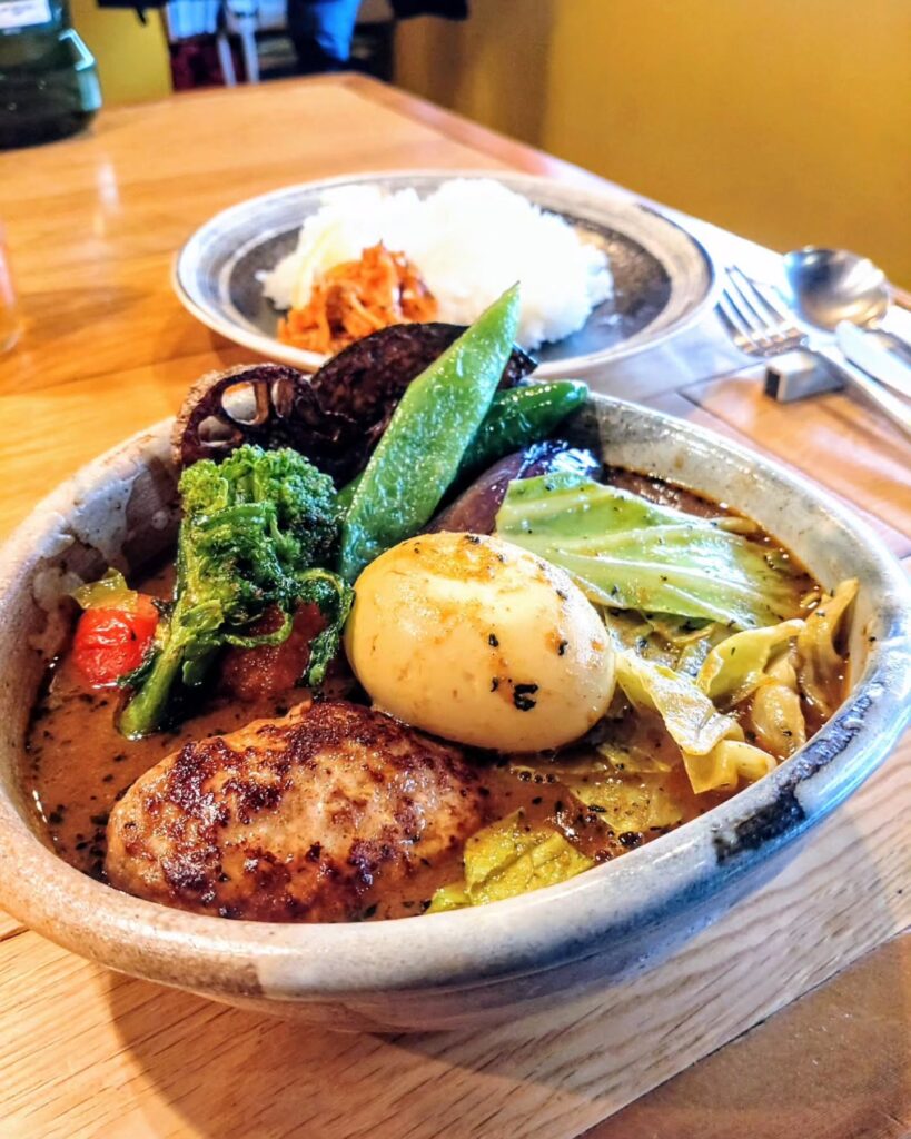 Agri（アグリ）のどろぶたハンバーグのスープカレーのランチ