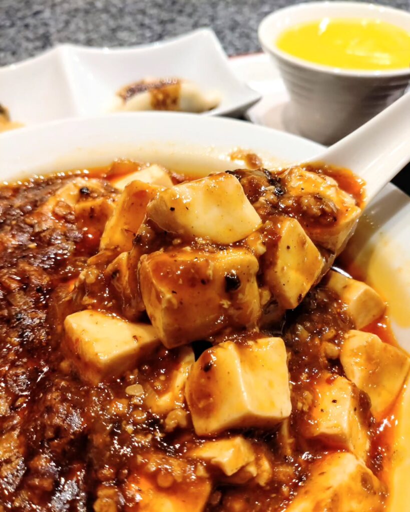 小肥羊(しゃおふぇいやん) 京都河原町店の四川風麻婆豆腐 - 京都市役所前ランチめぐり 小肥羊(しゃおふぇいやん) 京都河原町店の四川風麻婆豆腐