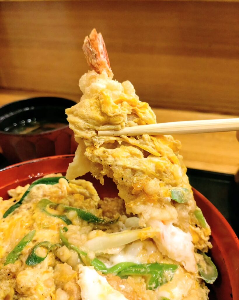 遊旬 きん安の殿様丼ぶりの海老天