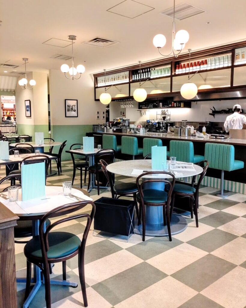 LINA STORES（リナストアズ） 京都高島屋の店内