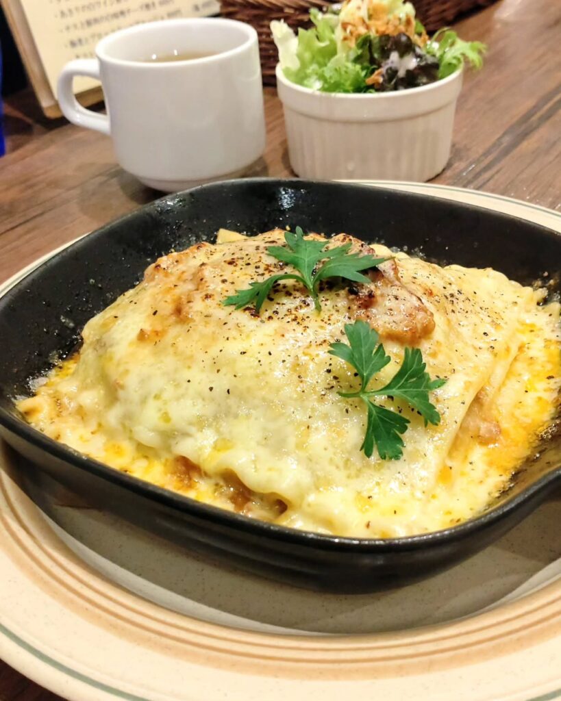 Cendrillon bis.（サンドリヨン ビス）のラザーニャランチのセット