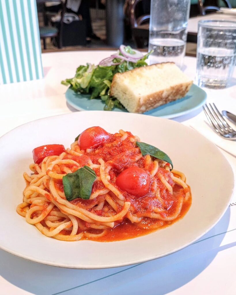 LINA STORES（リナストアズ） 京都高島屋の本日のパスタセットランチ