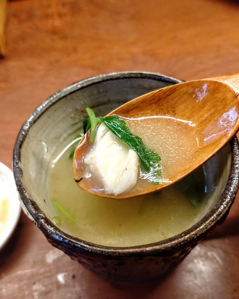 焼鳥 かなざわ 六角店のスープの具材