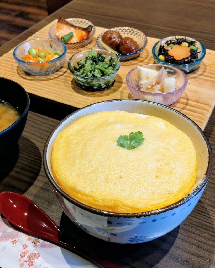 京菜味 のむら 錦店の八坂セットと湯葉丼
