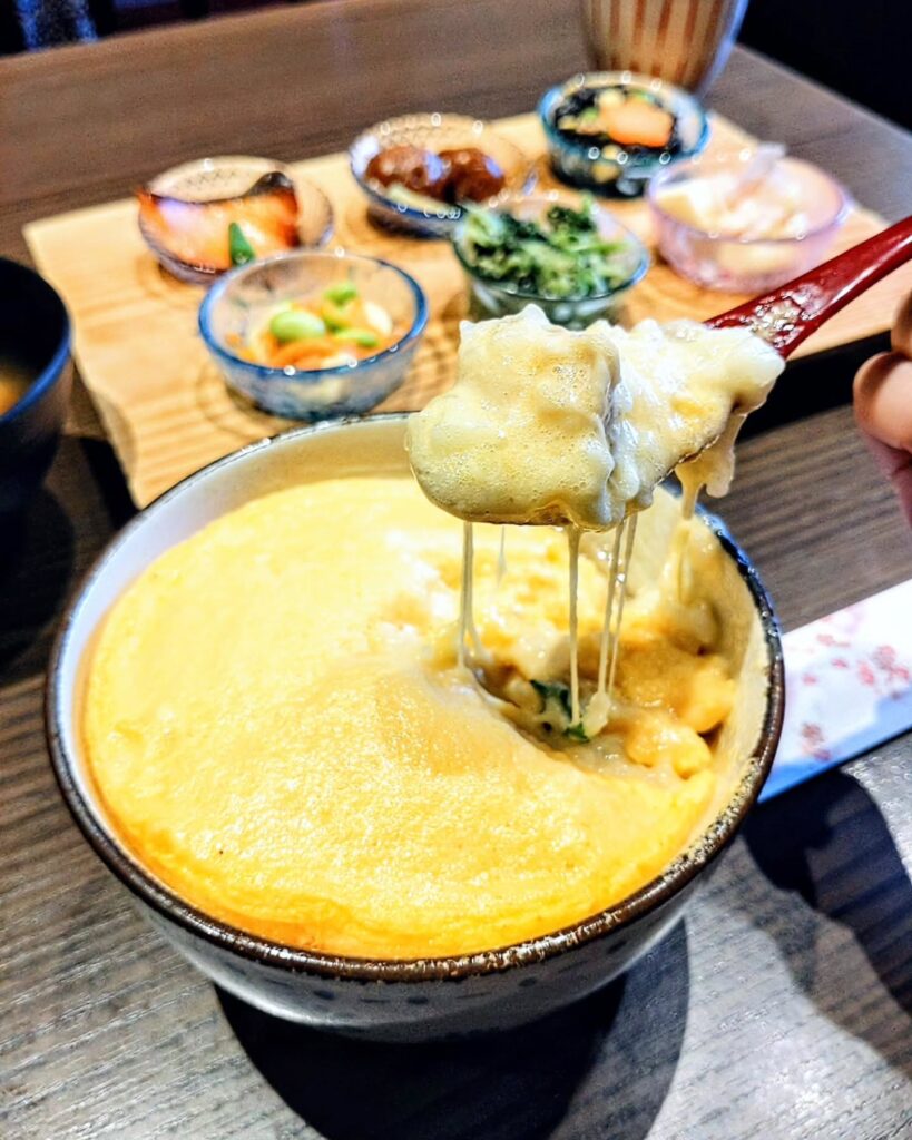 京菜味 のむら 錦店のふわとろチーズ湯葉丼のリフトアップ