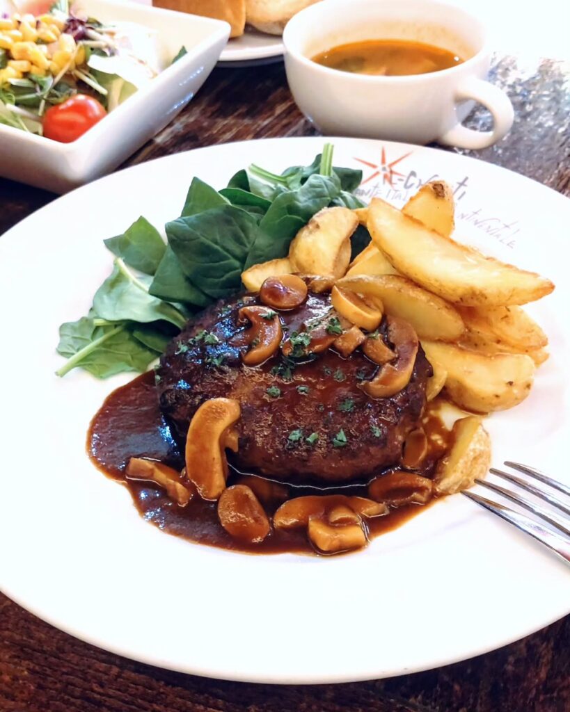 イルキャンティ 河原町三条店の名物ハンバーグのランチ