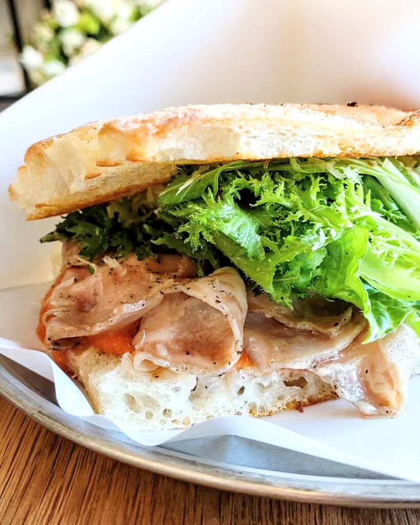 Focaccería CHUCHO（フォカッチャ チュチョ）のエル・チュチョ サンドイッチの中身