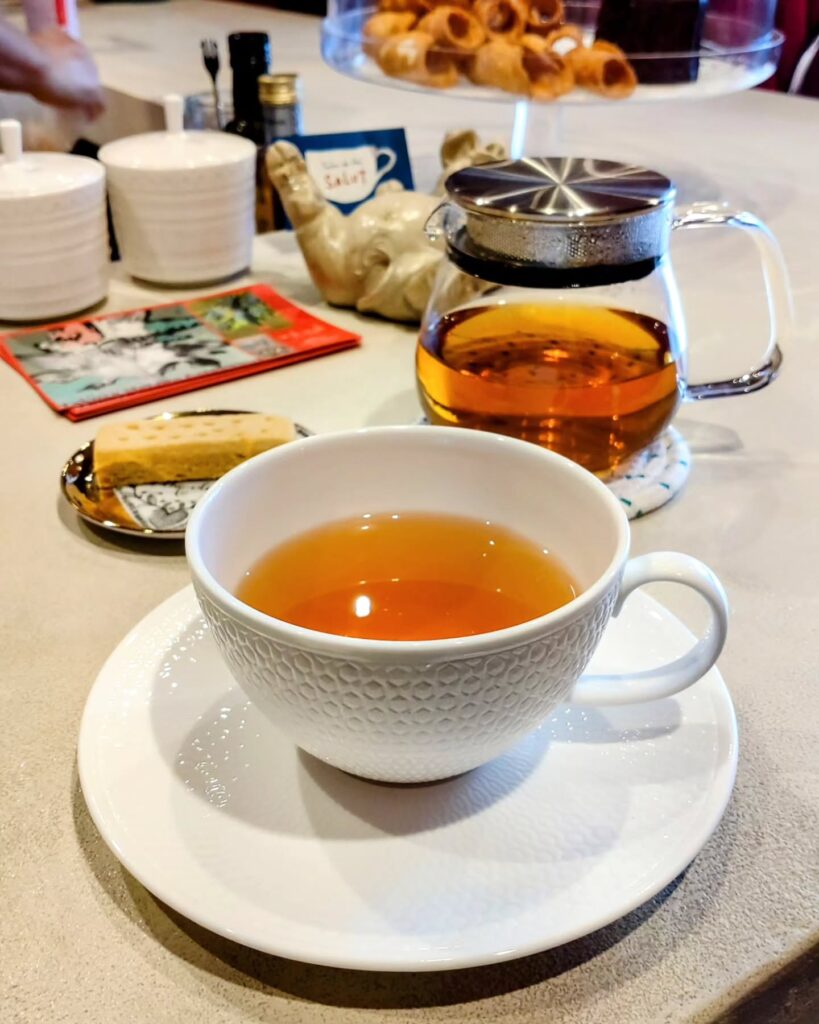 Salon de the SALUT(サロン・ド・テ・サリュ) 京都の紅茶 - 京都市役所前ランチめぐり Salon de the SALUT(サロン・ド・テ・サリュ) 京都の紅茶