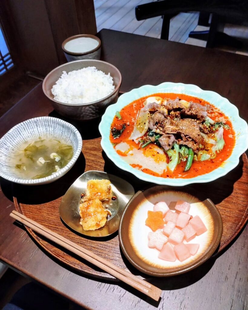 尽膳口福（つくぜんこうふく）の麻辣湯のランチ